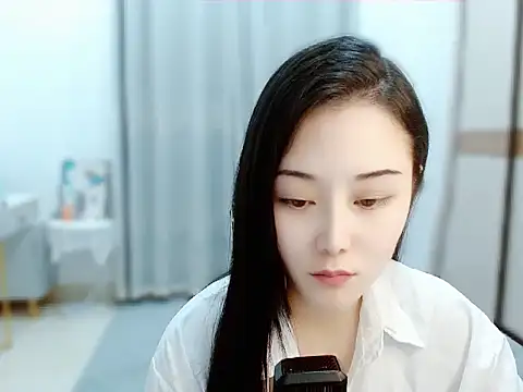 Snapshot of Angel-C chatting on March 8, 1:28 am Angel-C online show from March 8, 1:28 am