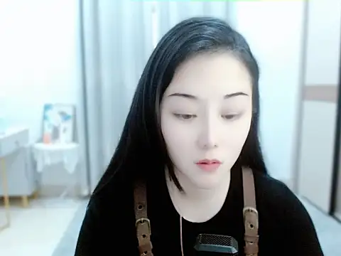 Snapshot of Angel-C chatting on March 12, 1:25 am Angel-C online show from March 12, 1:25 am