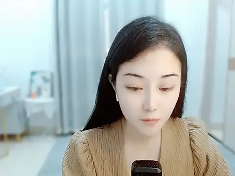 Snapshot of Angel-C chatting on March 13, 1:21 am Angel-C online show from March 13, 1:21 am