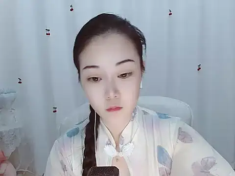 Snapshot of Angel-C chatting on October 10, 1:26 am Angel-C online show from October 10, 1:26 am