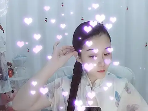 Snapshot of Angel-C chatting on October 18, 1:30 am Angel-C online show from October 18, 1:30 am