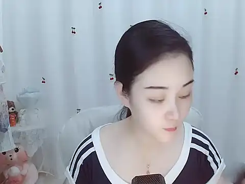 Snapshot of Angel-C chatting on October 19, 1:28 am Angel-C online show from October 19, 1:28 am