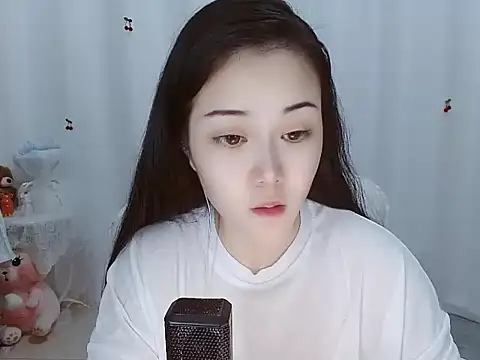 Snapshot of Angel-C chatting on October 26, 1:33 am Angel-C online show from October 26, 1:33 am