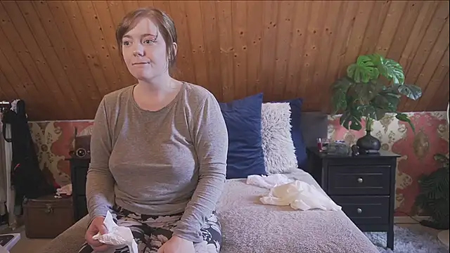 TessaWinter online show from May 20, 2:34 pm