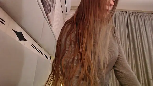 Snapshot of VeronikaAv chatting on January 25, 11:11 pm VeronikaAv online show from January 25, 11:11 pm