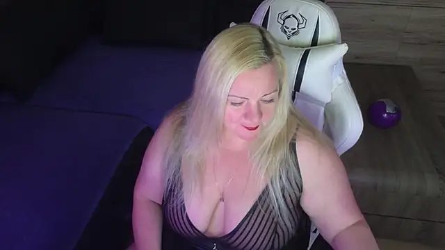 MolligSpielle online show from October 2, 7:54 pm