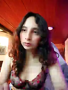  Laary online show from December 17, 9:05 pm