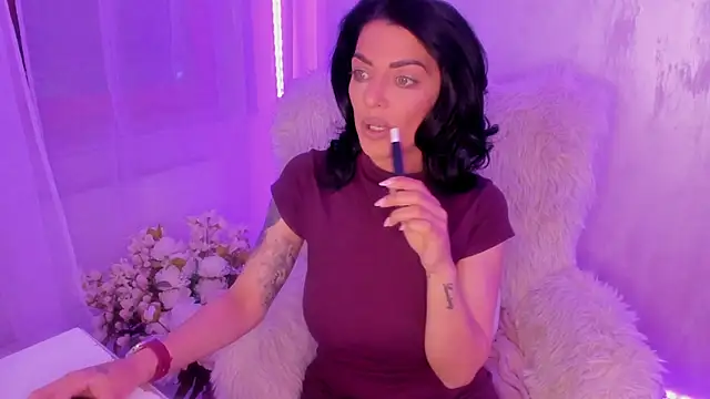 ElisaBaxter online show from April 30, 3:24 am