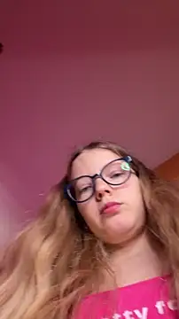 -veranito- online show from March 29, 8:09 pm