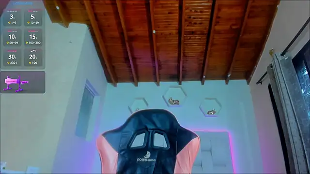 Snapshot of shanakendall chatting on September 18, 2:08 pm shanakendall online show from September 18, 2:08 pm