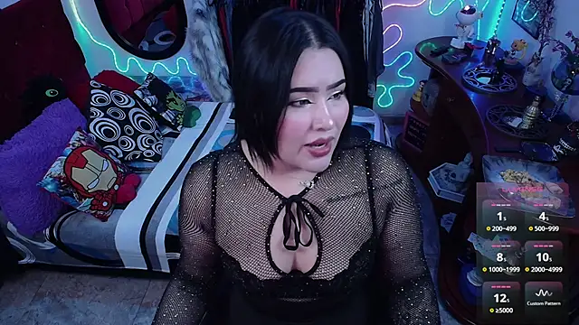 lufek23 online show from May 14, 2:57 pm