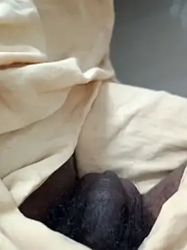 malluflash online show from April 15, 2:24 pm