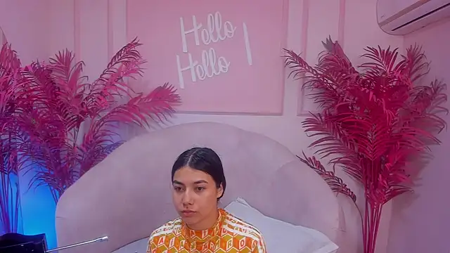 Snapshot of Natasharuso chatting on February 22, 11:35 am Natasharuso online show from February 22, 11:35 am
