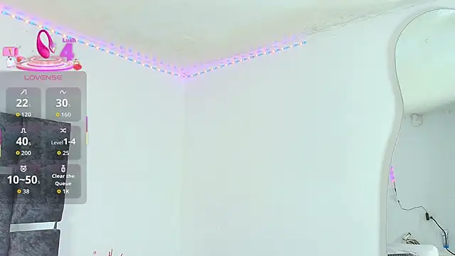 Snapshot of Natasharuso chatting on October 14, 11:33 am Natasharuso online show from October 14, 11:33 am