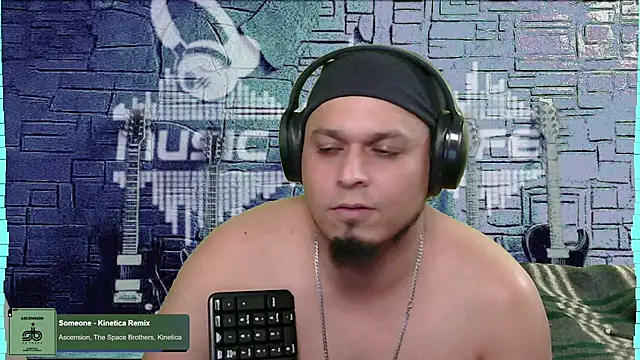 chino roz online show from January 8, 9:01 pm
