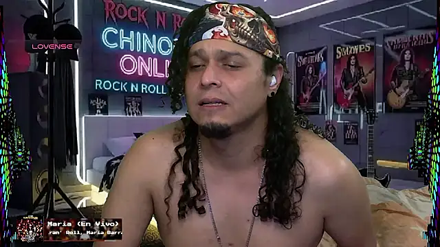 Snapshot of chino_roz chatting on January 9, 9:01 am chino roz online show from January 9, 9:01 am