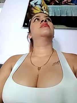 Latina sexy1 online show from April 10, 2:00 pm