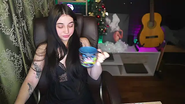 Snapshot of delicatedBailey chatting on December 21, 5:36 am delicatedBailey online show from December 21, 5:36 am