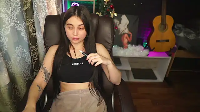 Snapshot of delicatedBailey chatting on January 12, 7:21 am delicatedBailey online show from January 12, 7:21 am