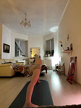 Snapshot of LeyaJohnson chatting on January 9, 2:31 pm LeyaJohnson online show from January 9, 2:31 pm