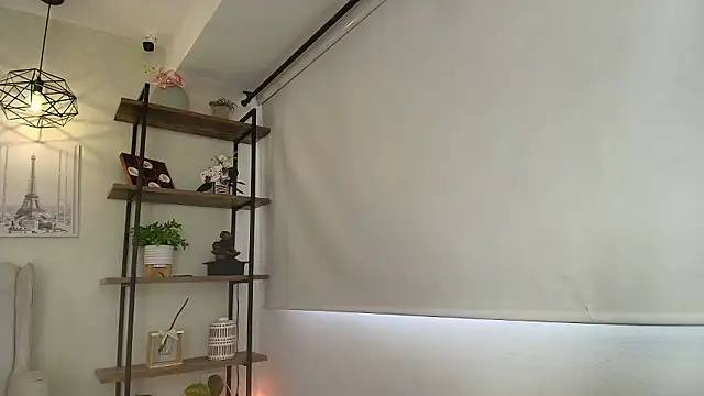 Sassy--Girl online show from March 18, 6:11 pm