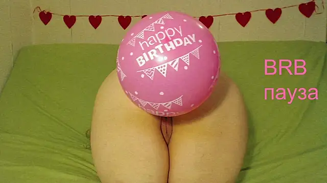 mmmPinUpGirl online show from May 7, 4:12 pm