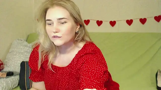 mmmPinUpGirl online show from May 9, 3:50 pm