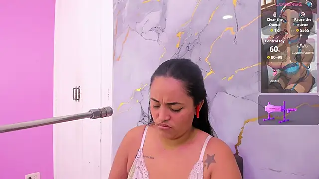 Snapshot of susan__bigass chatting on April 21, 11:38 am susan bigass online show from April 21, 11:38 am