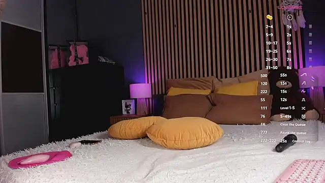 Snapshot of WILD-ANGEL777 chatting on February 27, 6:35 am WILD-ANGEL777 online show from February 27, 6:35 am