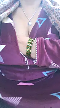 Snapshot of Kavya_XX chatting on December 19, 4:56 am Kavya XX online show from December 19, 4:56 am