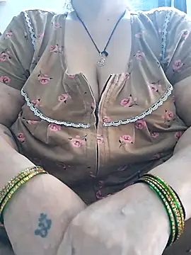 Snapshot of Kavya_XX chatting on September 15, 7:30 am Kavya XX online show from September 15, 7:30 am