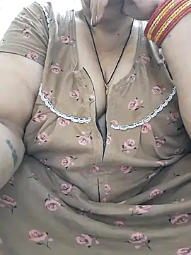 Snapshot of Kavya_XX chatting on October 22, 1:50 am Kavya XX online show from October 22, 1:50 am