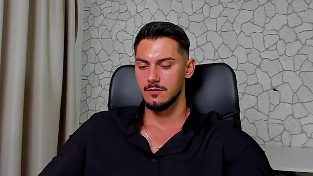 Snapshot of ClintMasters chatting on September 19, 5:31 am ClintMasters online show from September 19, 5:31 am