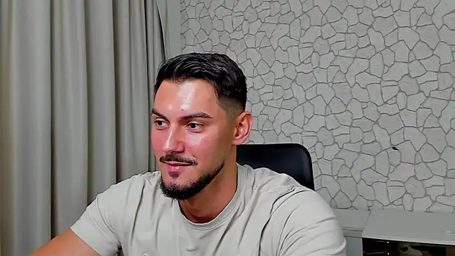 Snapshot of ClintMasters chatting on October 10, 5:17 am ClintMasters online show from October 10, 5:17 am