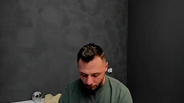 BrianHunts online show from December 24, 9:39 am