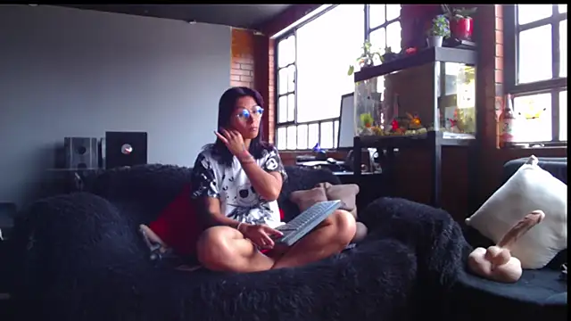 Sofynix online show from February 17, 4:15 pm