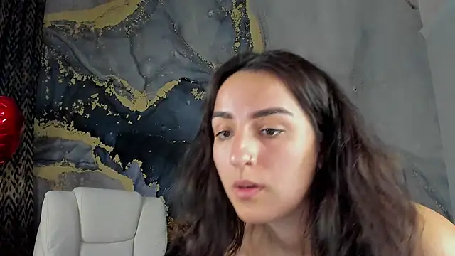Snapshot of Daphne_Moss chatting on February 20, 2:24 pm Daphne Moss online show from February 20, 2:24 pm