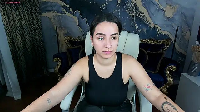 Snapshot of Daphne_Moss chatting on March 14, 1:57 pm Daphne Moss online show from March 14, 1:57 pm