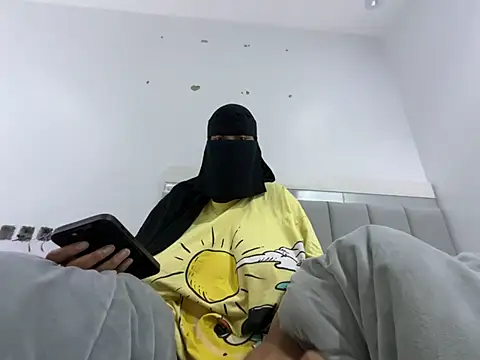 Submissive Arab online show from January 11, 10:51 pm