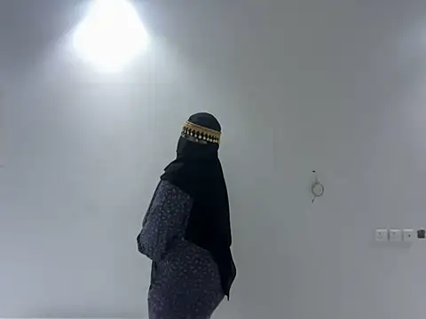 Submissive Arab online show from February 9, 8:13 pm