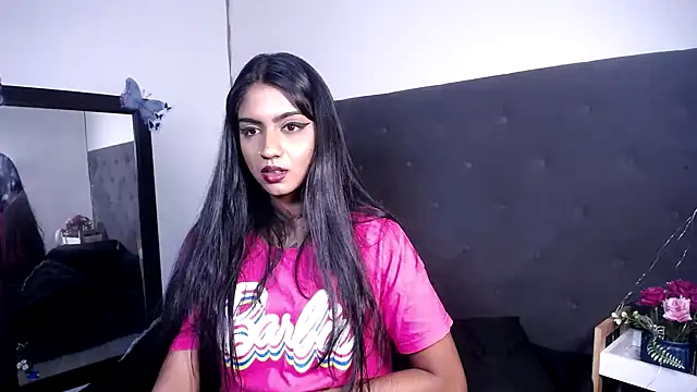 Snapshot of Delilah_Blazee chatting on March 28, 5:18 am Delilah Blazee online show from March 28, 5:18 am