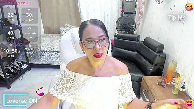 Snapshot of Chanel_Doll_ chatting on January 16, 9:46 am Chanel Doll online show from January 16, 9:46 am