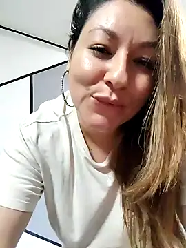 sakotodika online show from February 21, 9:00 pm