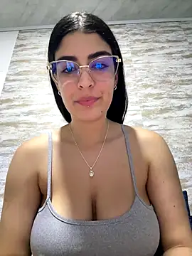 Snapshot of _Niah_ chatting on October 10, 11:15 pm Niah online show from October 10, 11:15 pm