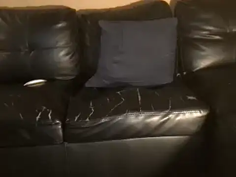 carolineford online show from March 8, 2:23 am