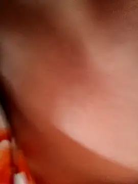 Snapshot of LeilaSaint chatting on June 8, 7:20 am LeilaSaint online show from June 8, 7:20 am