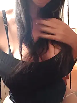 Snapshot of eva750 chatting on April 10, 1:38 pm eva750 online show from April 10, 1:38 pm
