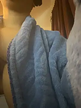 nickytheehawtie online show from March 18, 2:09 pm