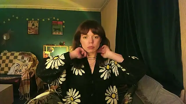 ClancyMorissey online show from November 16, 8:03 pm