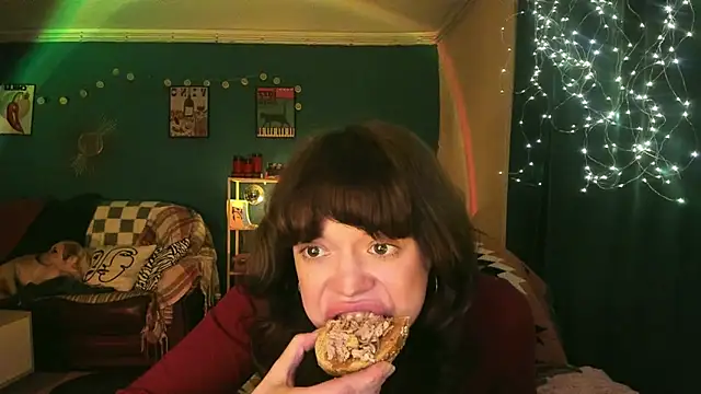 ClancyMorissey online show from March 6, 6:48 pm